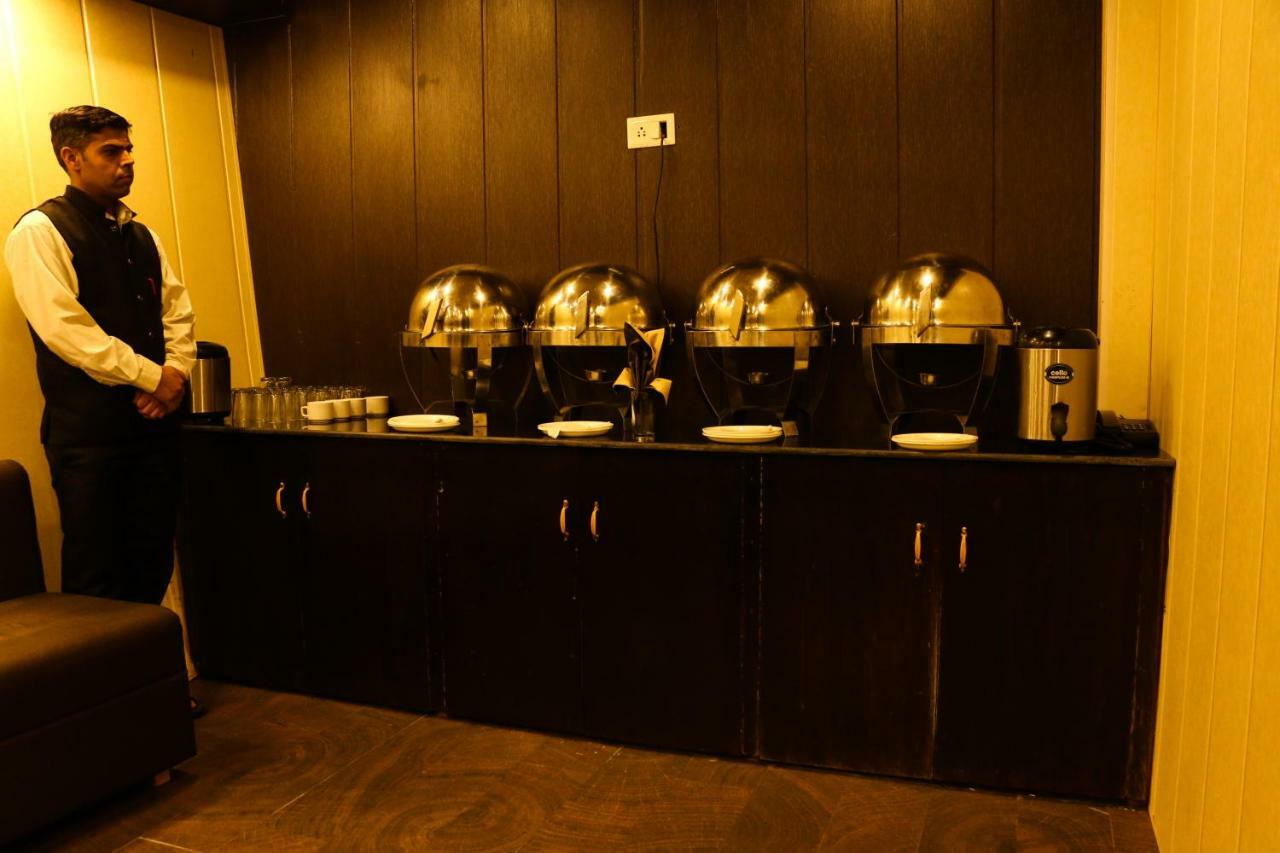 Hotel Ashirward Массури Экстерьер фото