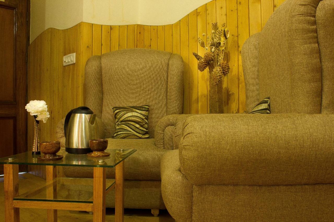 Hotel Ashirward Массури Экстерьер фото