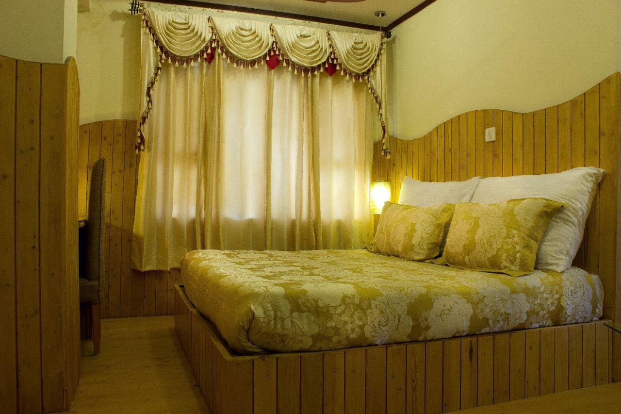 Hotel Ashirward Массури Экстерьер фото